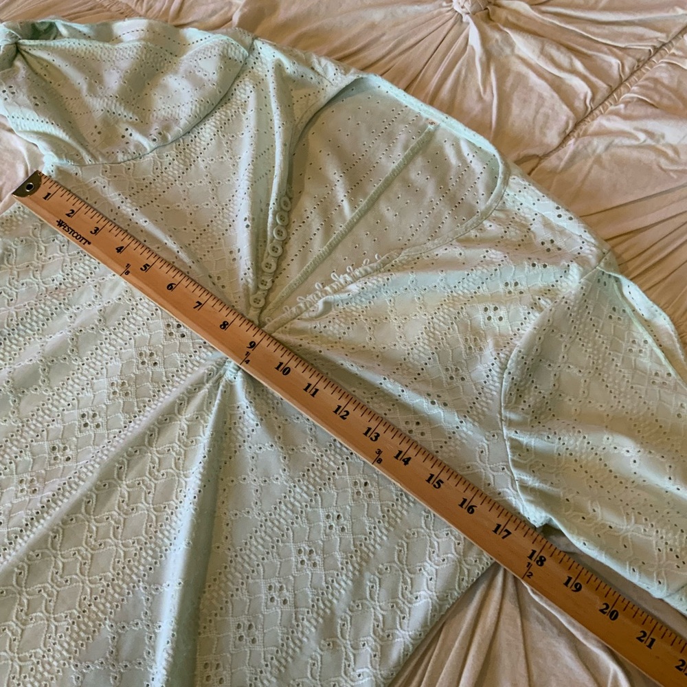 Light Green Eyelet Maxi Lounge Dress Size Small - Picture 6 of 8